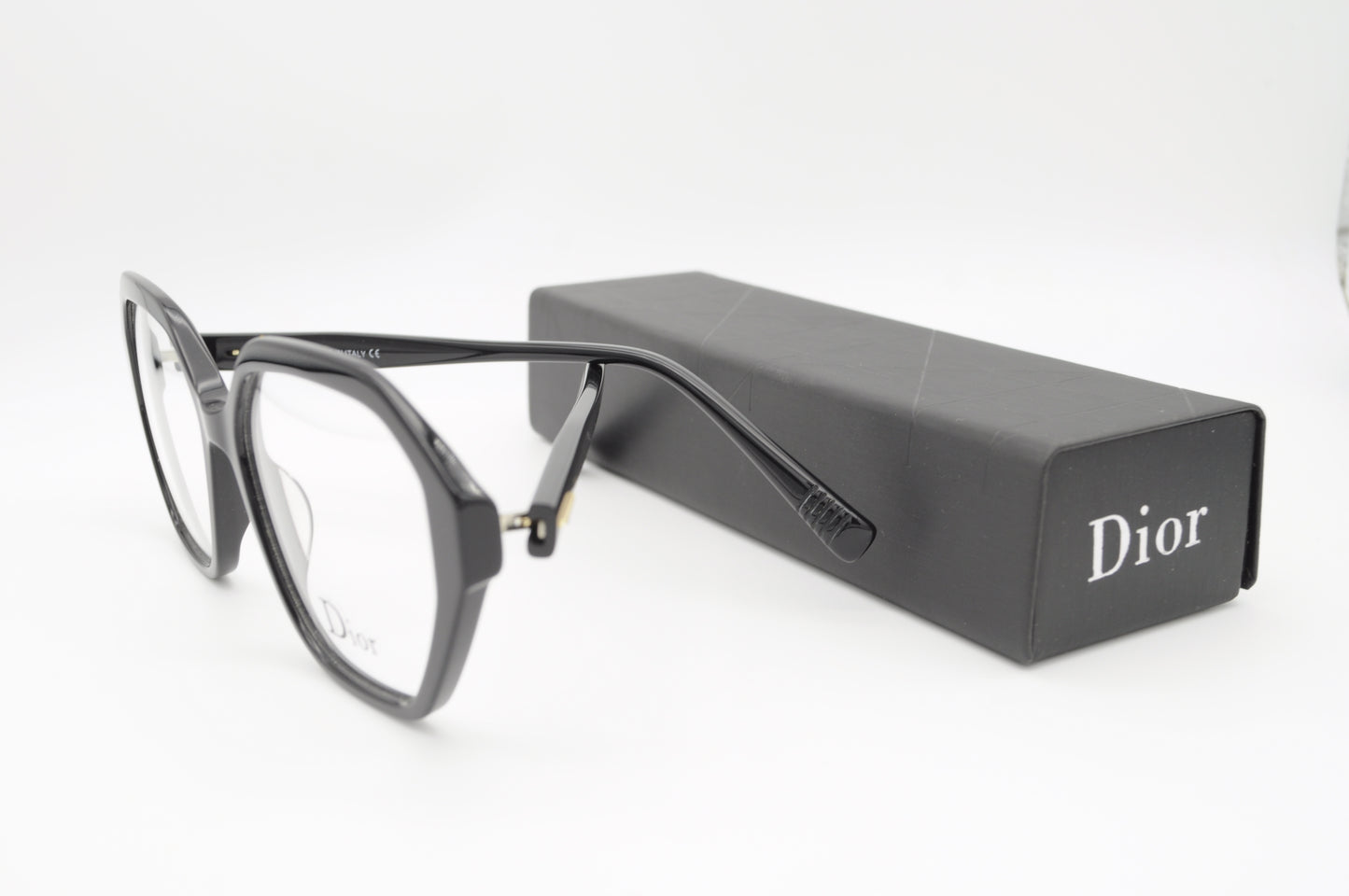 DIOR – La vision futuriste du luxe