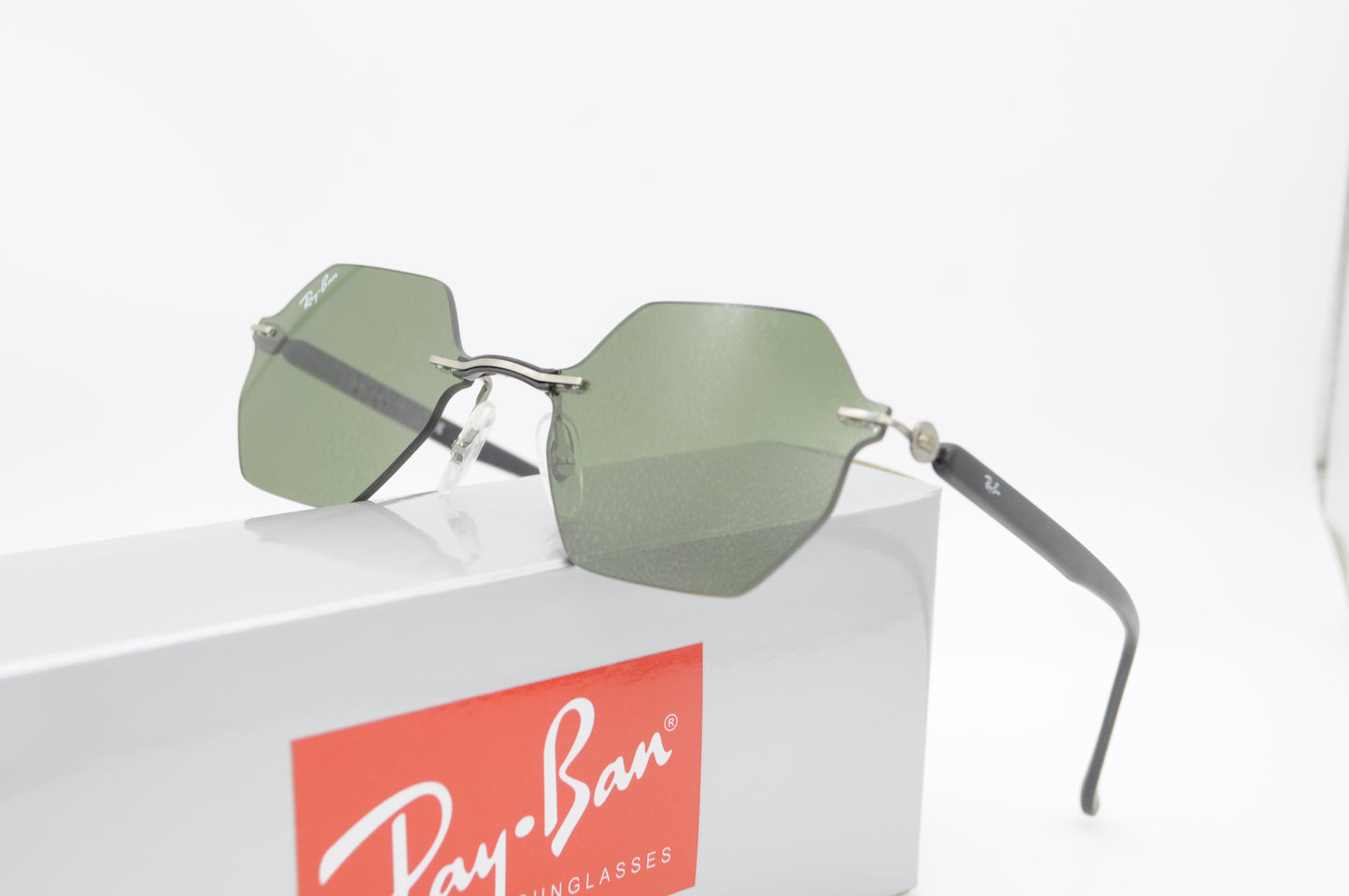 Ray-Ban – Green Pulse