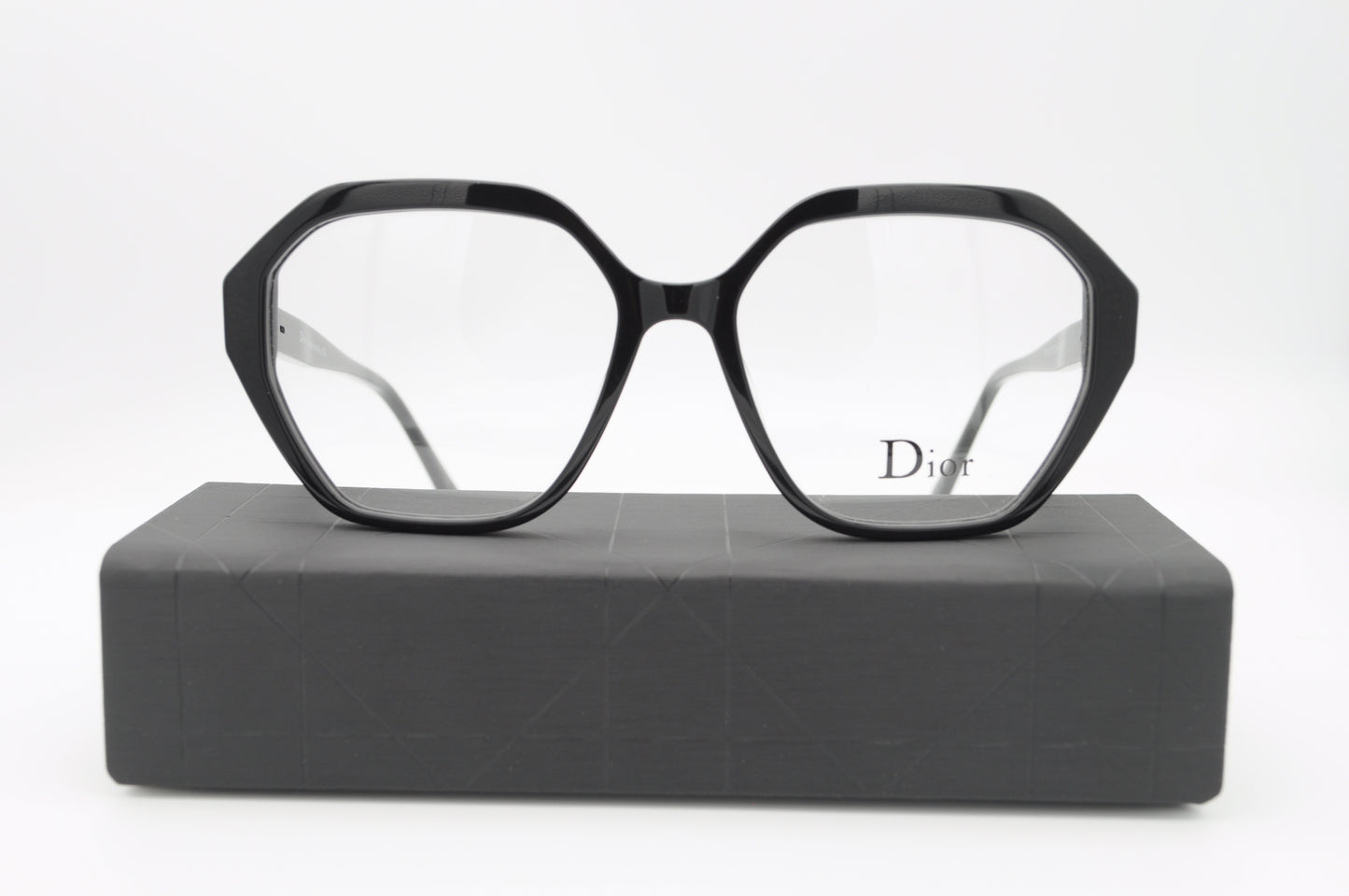 DIOR – La vision futuriste du luxe