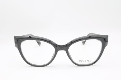 CÉLINE – L’audace d’un regard, la signature d’un style