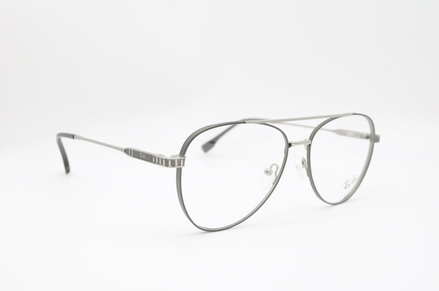 Métal Horizon – Modèle Ray-Ban Vision Air.