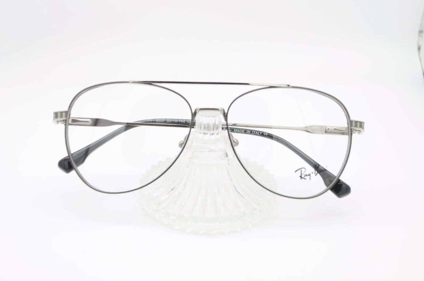 Métal Horizon – Modèle Ray-Ban Vision Air.