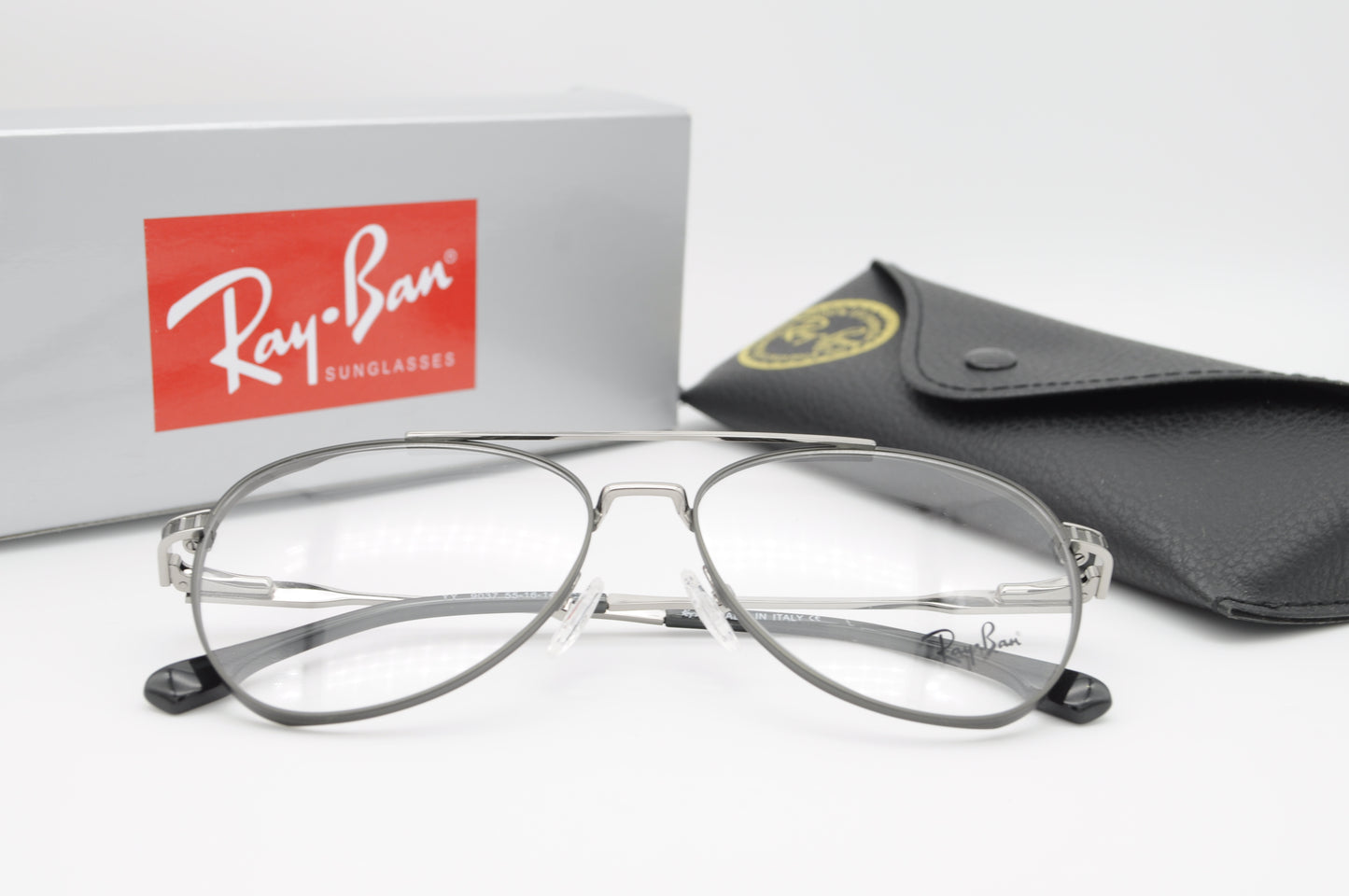 Métal Horizon – Modèle Ray-Ban Vision Air.