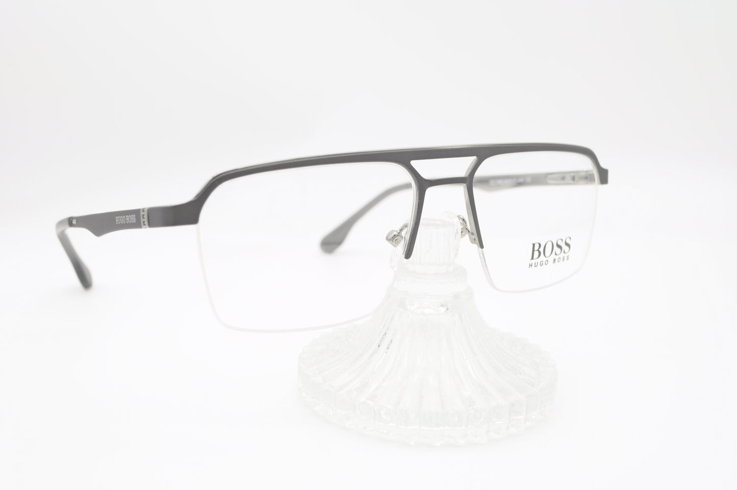 Hugo Boss – Minimalisme, puissance et précision