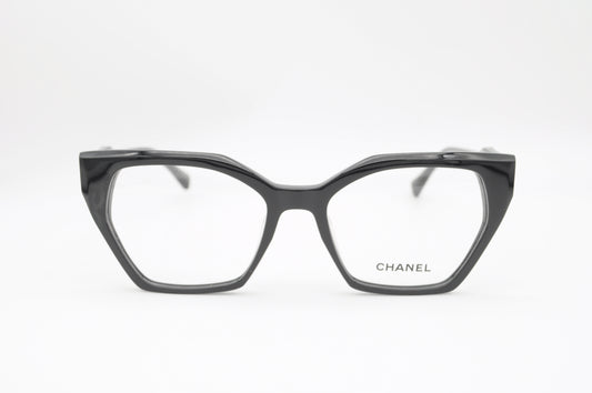 CHANEL – L’art du style géométrique