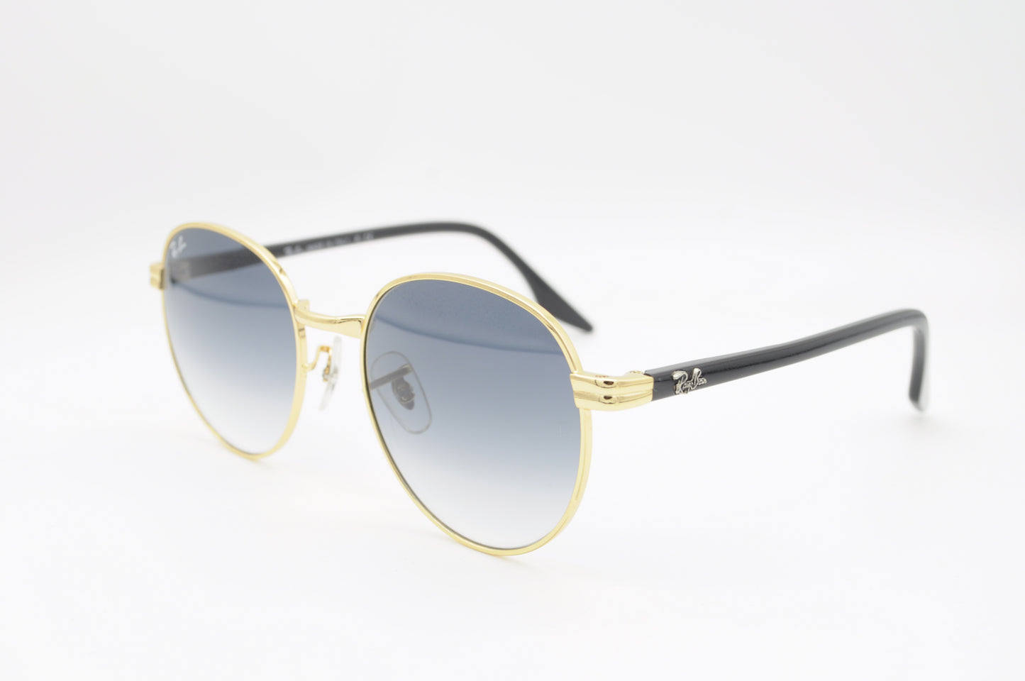 Ray-Ban – Timeless Vision