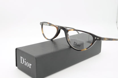 Éclat - Modèle Dior Classique.