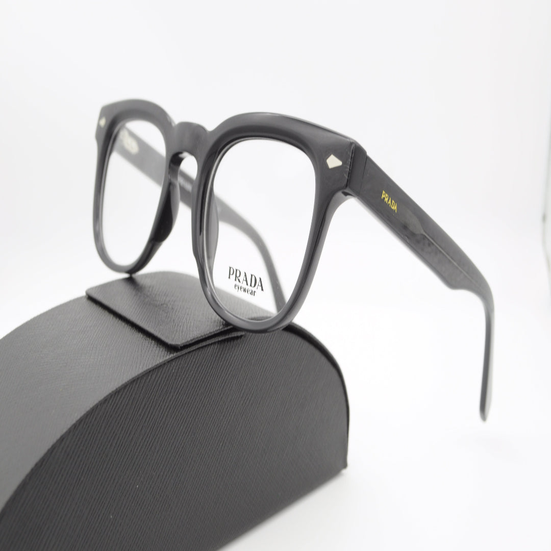 Prada RetroCore – Black Edition