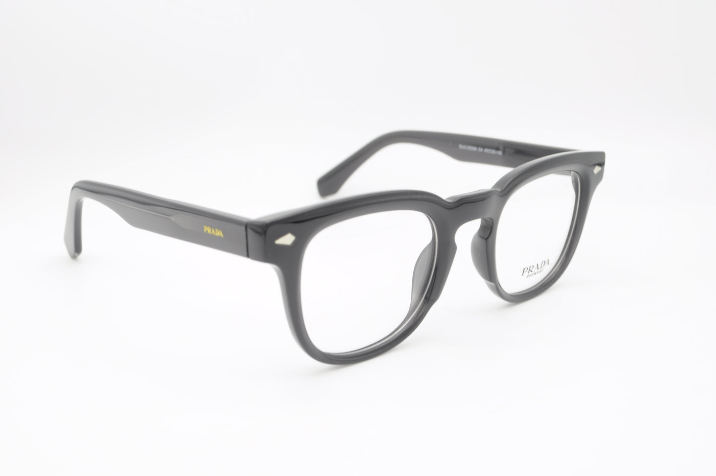 Prada RetroCore – Black Edition