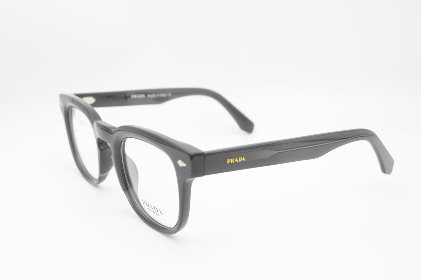 Prada RetroCore – Black Edition
