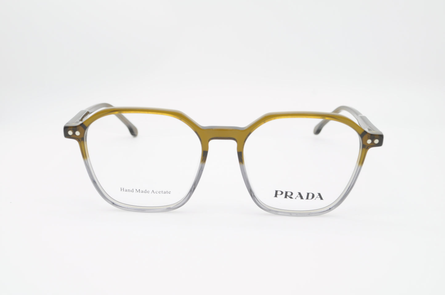 Prada RetroLight – Élégance Réinventée