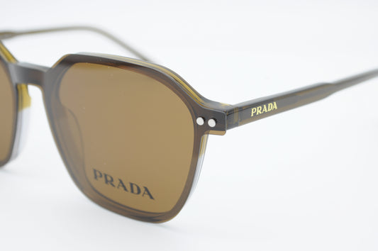 Prada RetroLight – Élégance Réinventée