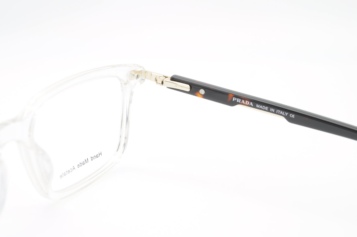 Prada CrystalSquare – Transparence de Luxe