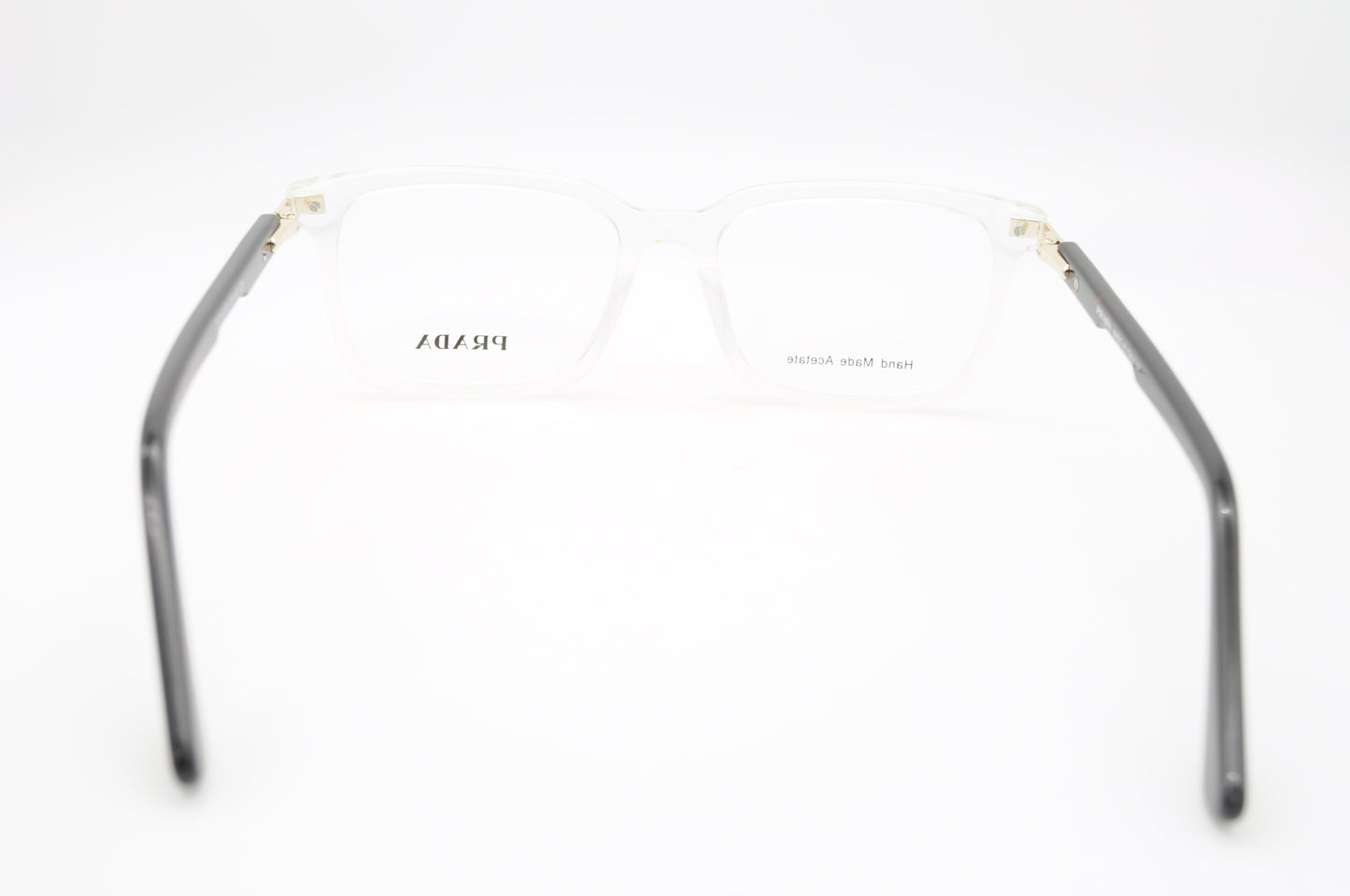 Prada CrystalSquare – Transparence de Luxe