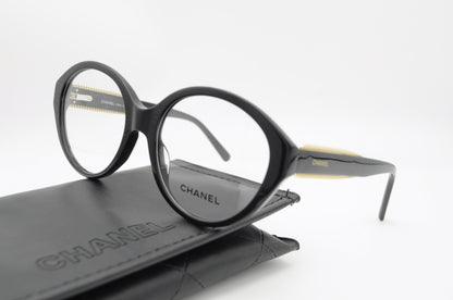 Chanel Iconique Black – Élégance Ronde