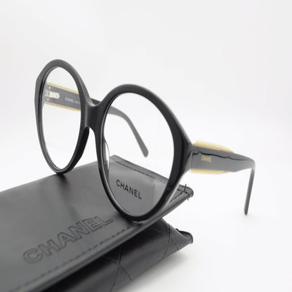 Chanel Iconique Black – Élégance Ronde
